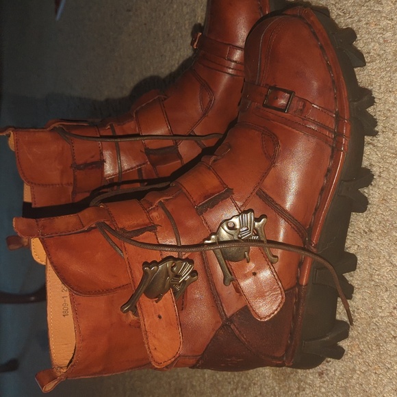 Motorcycle Riding Boots - Picture 4 of 4